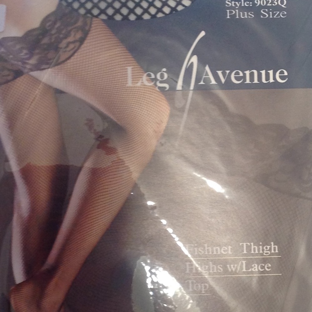 Leg Avenue Fish Net Thigh High